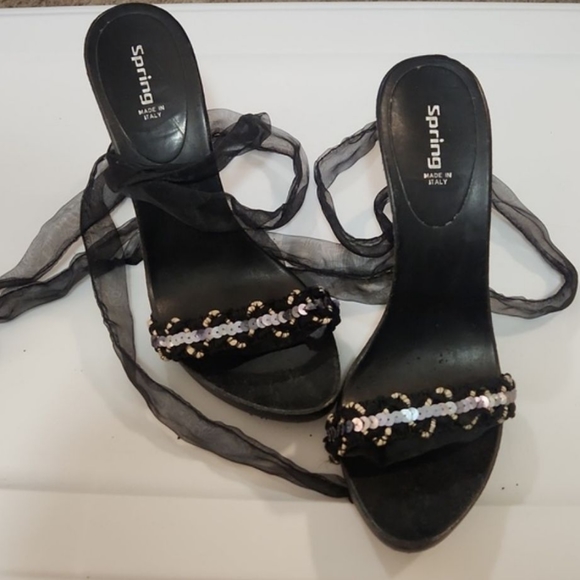 Ankle wrap Sandals, Size 9 (US) - Picture 3 of 11